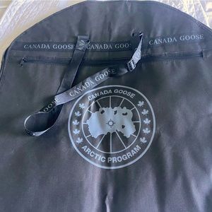 LARGE CANADA GOOSE GARMENT BAG